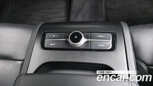 Hyundai Grandeur 2022 — photo 33