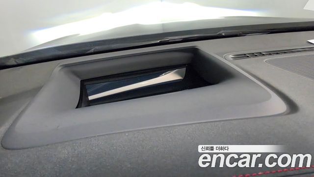 Mercedes-Benz EQE 2024 — photo 10
