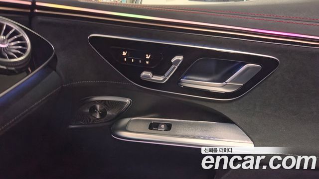 Mercedes-Benz EQE 2024 — photo 11