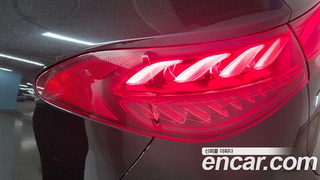 Mercedes-Benz EQE 2024 — photo 18