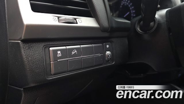 KG Mobility Rexton 2019 — photo 27