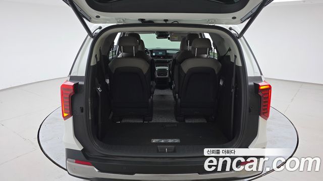 Kia Canival 2025 — photo 20