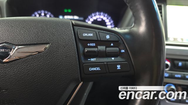 Genesis G80 2020 — photo 23