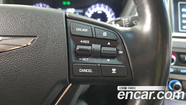 Genesis G80 2020 — photo 24