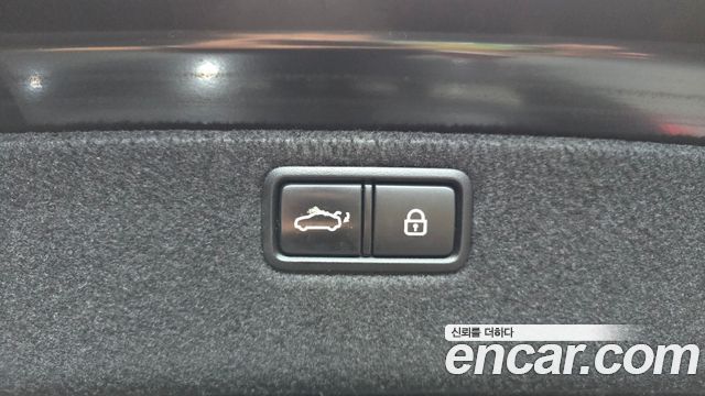 Genesis G80 2020 — photo 25
