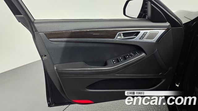 Genesis G80 2020 — photo 14
