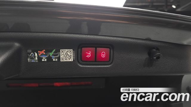 Mercedes-Benz C-Class 2024 — photo 26