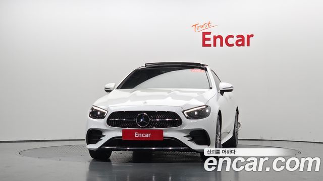 Mercedes-Benz E-Class 2022 — photo 3