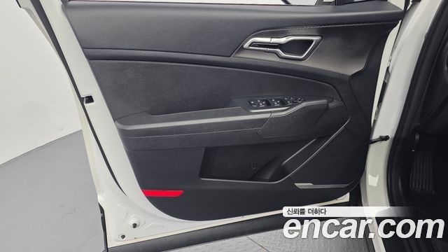 Kia Sportage 2023 — photo 14