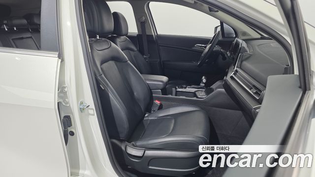 Kia Sportage 2023 — photo 16