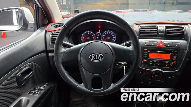 Kia morning 2011 — photo 13