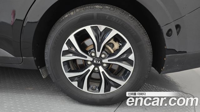 Kia Canival 2021 — photo 7