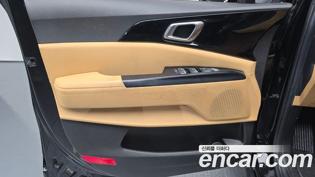Kia Canival 2021 — photo 15