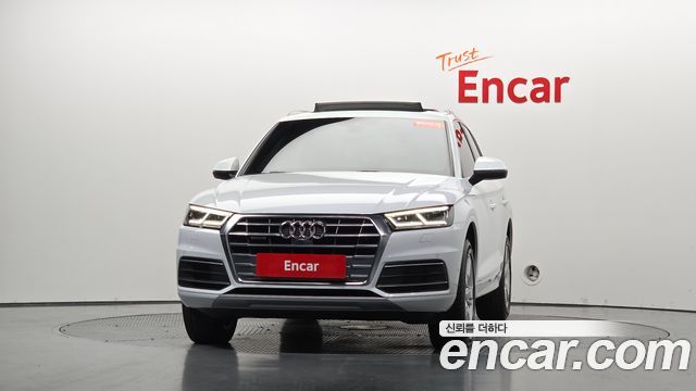 Audi Q5 2020 — photo 3