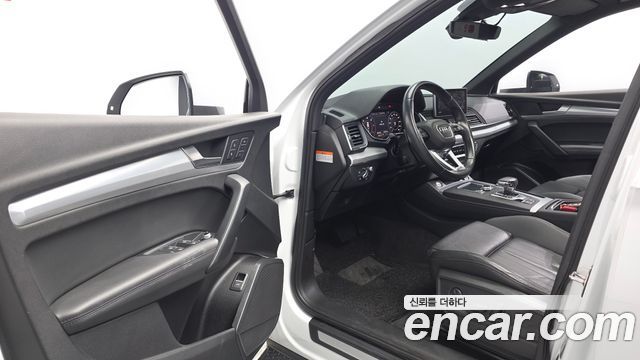 Audi Q5 2020 — photo 13