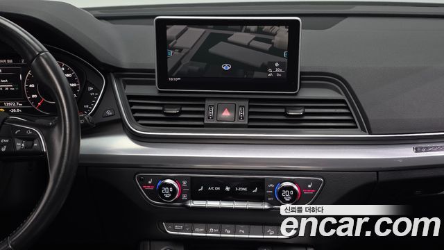 Audi Q5 2020 — photo 21