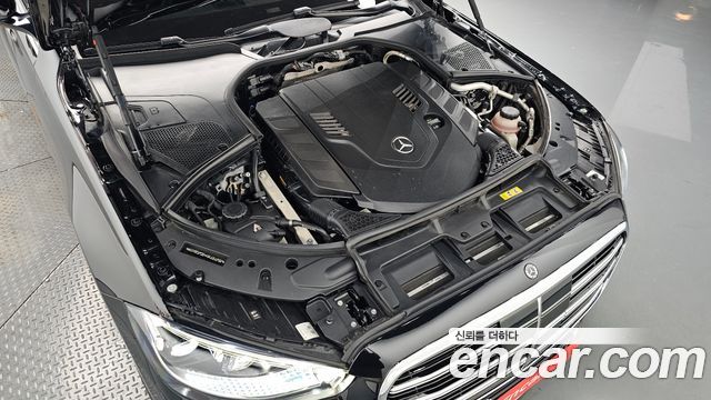 Mercedes-Benz S-Class 2022 — photo 6