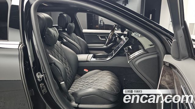 Mercedes-Benz S-Class 2022 — photo 12