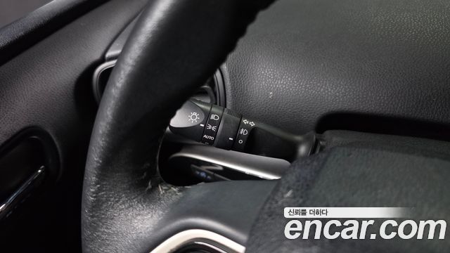 Toyota Prius 2017 — photo 19