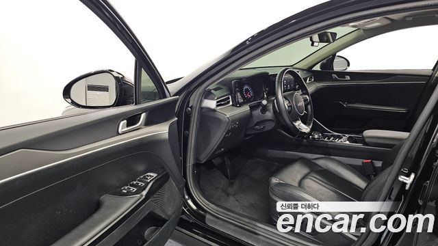 Kia K5 2023 — photo 13