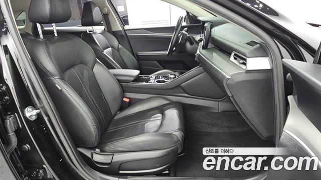 Kia K5 2023 — photo 16