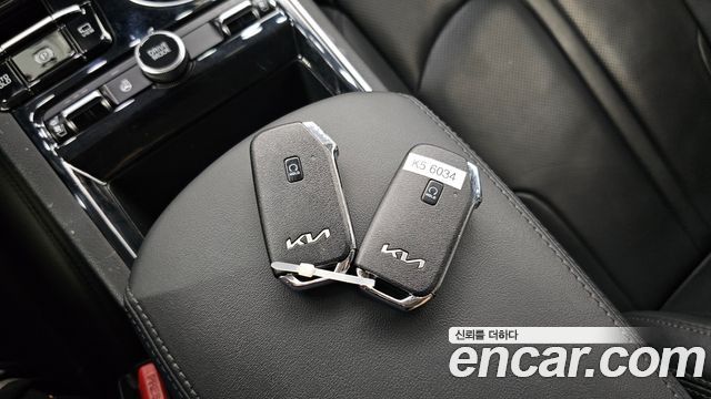 Kia K5 2023 — photo 33