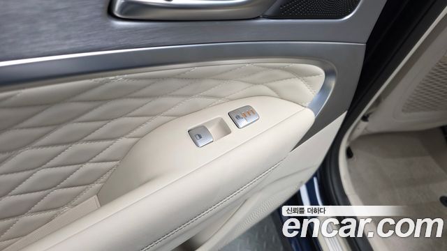 Genesis G70 2019 — photo 25