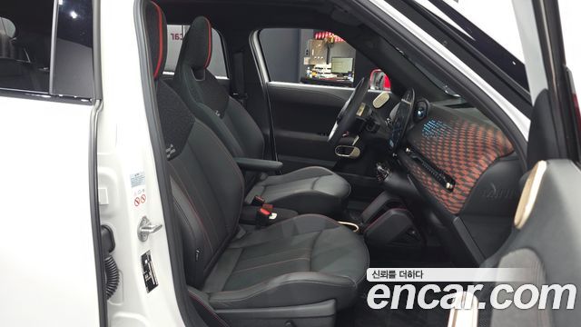 Mini Aceman 2025 — photo 17