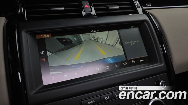 Land Rover Discovery 2018 — photo 20