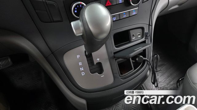 Hyundai Starex 2020 — photo 9