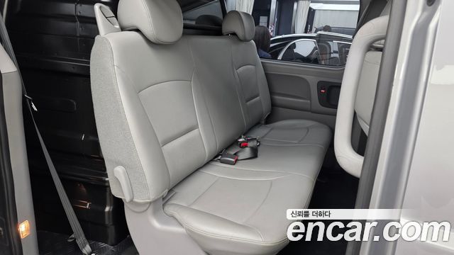 Hyundai Starex 2020 — photo 12