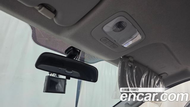 Hyundai Starex 2020 — photo 16