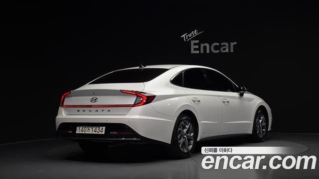 Hyundai Sonata 2022 — photo 2
