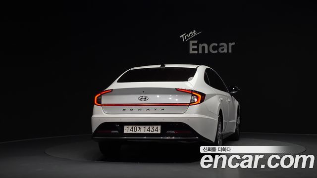 Hyundai Sonata 2022 — photo 4