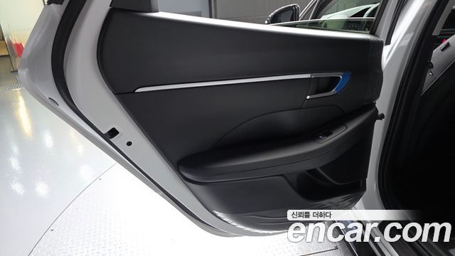 Hyundai Sonata 2022 — photo 15