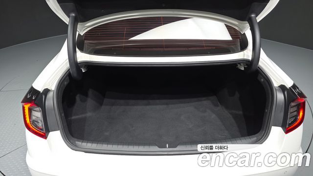 Hyundai Sonata 2022 — photo 30