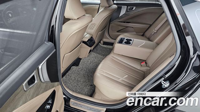 Kia K8 2022 — photo 17