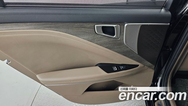 Kia K8 2022 — photo 15