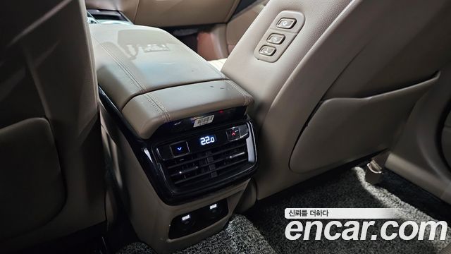 Kia K8 2022 — photo 31