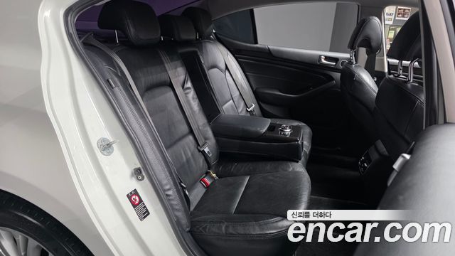 Kia K7 2014 — photo 18