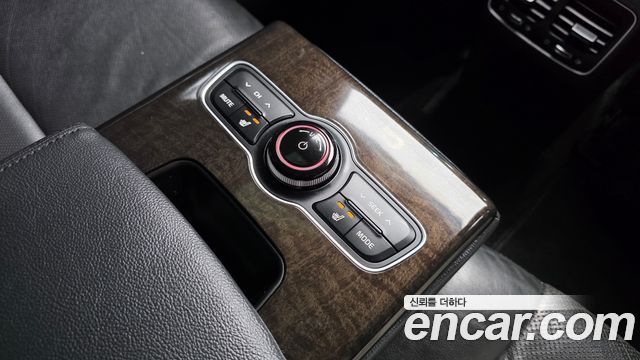 Kia K7 2014 — photo 24