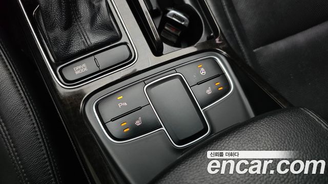 Kia K7 2014 — photo 31