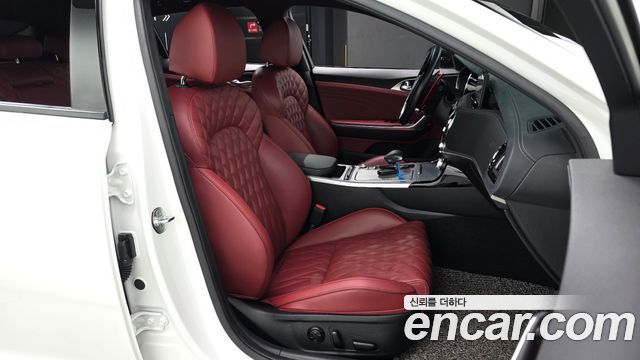 Kia Stinger 2021 — photo 11