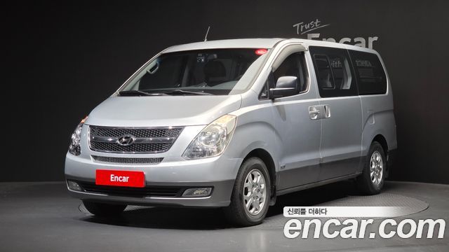 Hyundai Starex 2009 — photo 1