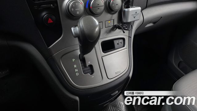Hyundai Starex 2009 — photo 9