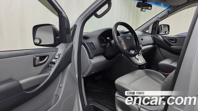 Hyundai Starex 2009 — photo 10
