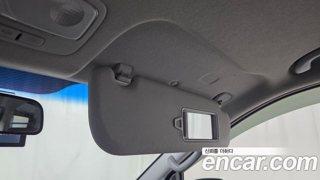 Hyundai Starex 2009 — photo 17