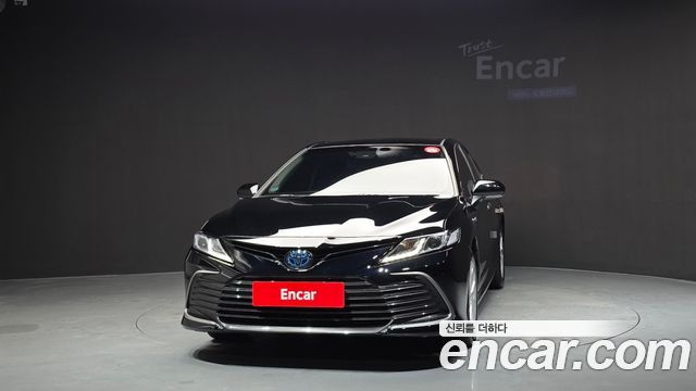 Toyota Camry 2024 — photo 3