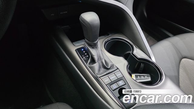 Toyota Camry 2024 — photo 12