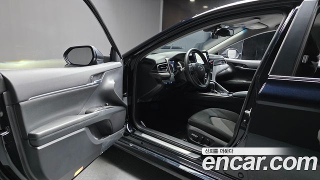 Toyota Camry 2024 — photo 13
